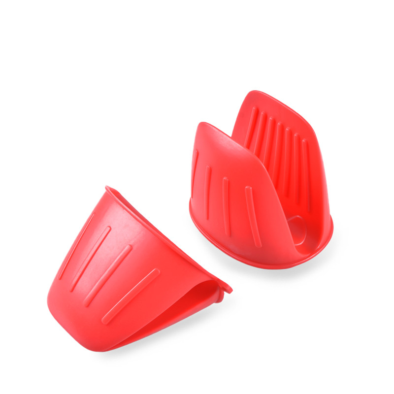 Made from high-quality silicone, these gloves offer superior heat resistance, allowing you to handle hot items with ease and confidence. The durable material keeps your hands safe from burns and scalds, giving you peace of mind while cooking in the kitchen.